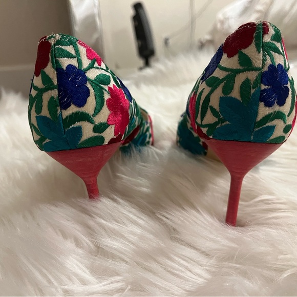 manolo blahnik floral embroidery pump size 36.5 - Picture 7 of 9